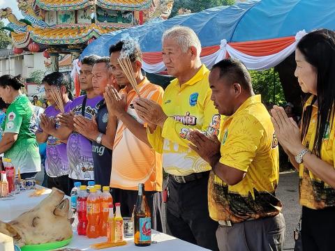 การแข่งขันเรือยาวประเพณีจังหวัดบุรีรัมย์