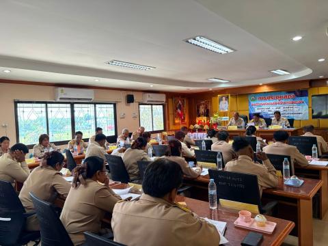 ประชุมสภาองค์การบริหารส่วนตำบลร่อนทอง สมัยสามัญ สมัยที่ ๓ ครั้งที่๑ ประจำปี พ.ศ.๒๕๖๙ ณ ห้องประชุม องค์การบริหารส่วนตำบลร่อนทอง อำเภอสตึก จังหวัดบุรีรัมย์