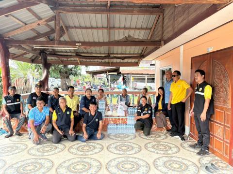 การมอบถุงยังชีพให้แก่ผู้ประสบภัยจากภาวะสงคราม (ชายแดน ไทย-กัมพูชา)