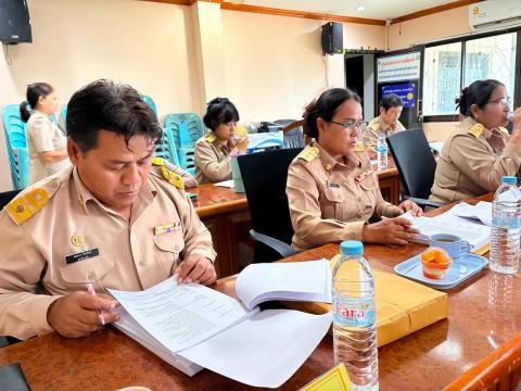ประชุมสภาองค์การบริหารส่วนตำบลร่อนทอง สมัยสามัญ สมัยที่ ๓ ครั้งที่๑ ประจำปี พ.ศ.๒๕๖๙ ณ ห้องประชุม องค์การบริหารส่วนตำบลร่อนทอง อำเภอสตึก จังหวัดบุรีรัมย์