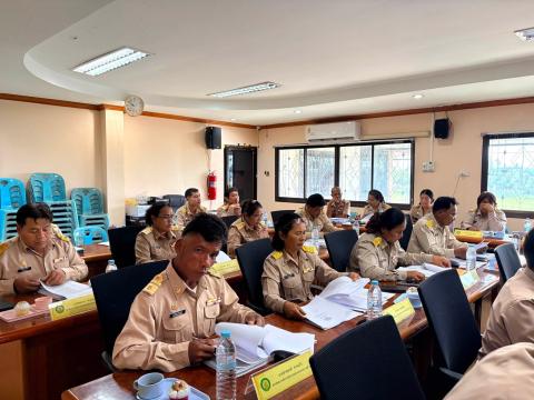 ประชุมสภาองค์การบริหารส่วนตำบลร่อนทอง สมัยสามัญ สมัยที่ ๓ ครั้งที่๑ ประจำปี พ.ศ.๒๕๖๙ ณ ห้องประชุม องค์การบริหารส่วนตำบลร่อนทอง อำเภอสตึก จังหวัดบุรีรัมย์