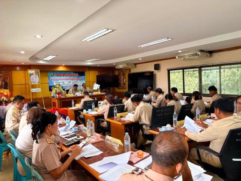 ประชุมสภาองค์การบริหารส่วนตำบลร่อนทอง สมัยสามัญ สมัยที่ ๓ ครั้งที่๑ ประจำปี พ.ศ.๒๕๖๙ ณ ห้องประชุม องค์การบริหารส่วนตำบลร่อนทอง อำเภอสตึก จังหวัดบุรีรัมย์