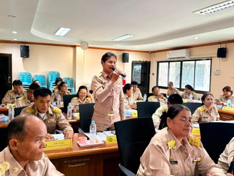 ประชุมสภาองค์การบริหารส่วนตำบลร่อนทอง สมัยสามัญ สมัยที่ ๓ ครั้งที่๑ ประจำปี พ.ศ.๒๕๖๙ ณ ห้องประชุม องค์การบริหารส่วนตำบลร่อนทอง อำเภอสตึก จังหวัดบุรีรัมย์