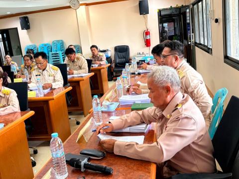 ประชุมสภาองค์การบริหารส่วนตำบลร่อนทอง สมัยสามัญ สมัยที่ ๓ ครั้งที่๑ ประจำปี พ.ศ.๒๕๖๙ ณ ห้องประชุม องค์การบริหารส่วนตำบลร่อนทอง อำเภอสตึก จังหวัดบุรีรัมย์